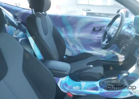 2019 Hyundai Veloster 2.0 из США, поврежденный, VIN KMHTG6AF0KU016639